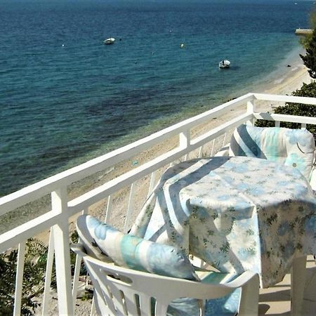 Apartment Danka - Affordable And At The Beach Brist Exterior photo
