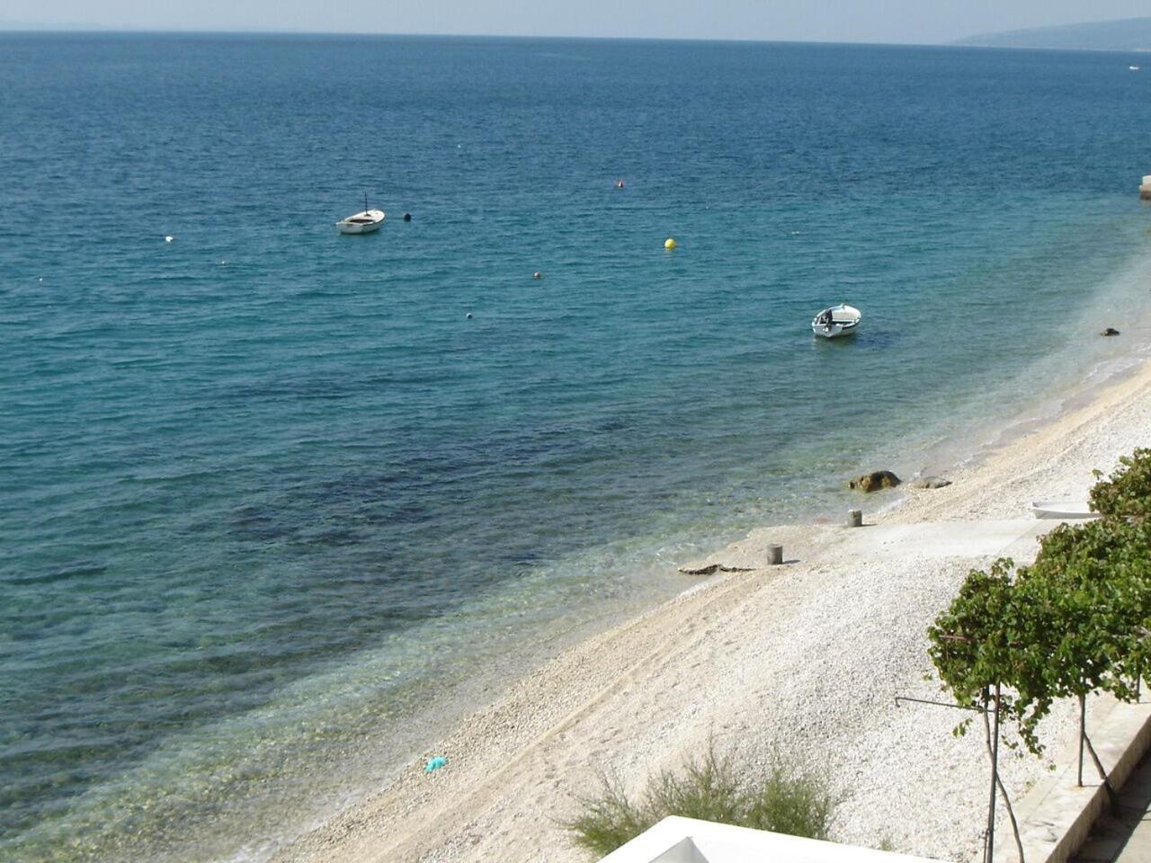 Apartment Danka - Affordable And At The Beach Brist Exterior photo